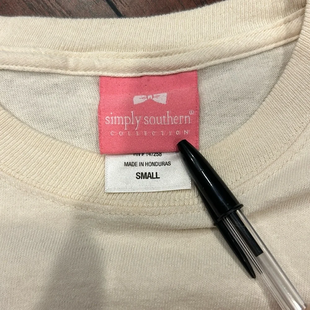 Simply Southern long sleeve shirt size small elephant mandala - Picture 3 of 5